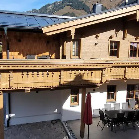 Hochalmbahnen Chalets 15W2, Glockenblume, Nahe Gondel, Hunde Willkommen راوريس